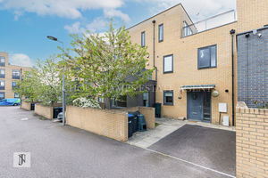 Photo 19- click for photo gallery